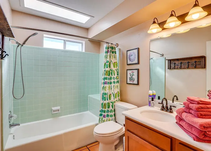 Holiday home Stunning In - A Cyclist's Haven! Tucson