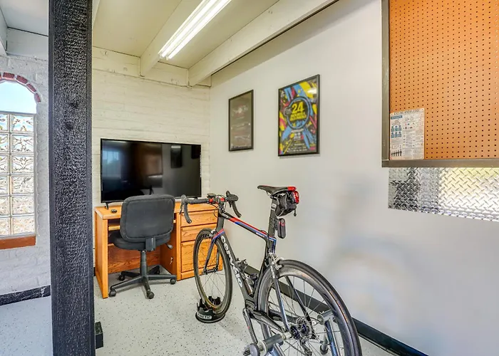 Holiday home Stunning In - A Cyclist's Haven! *